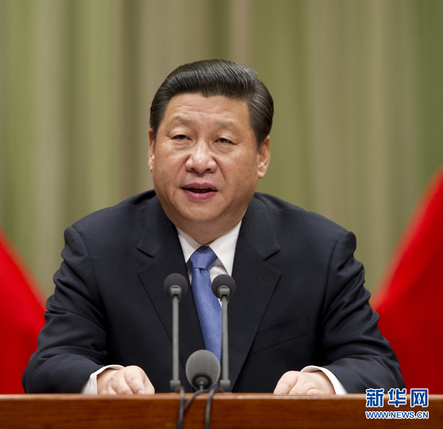 图为:2013年3月1日,中央党校建校80周年庆祝大会暨2013年春季学期开学典礼在北京举行,中共中央总书记、中共中央军委主席习近平出席并发表重要讲话。