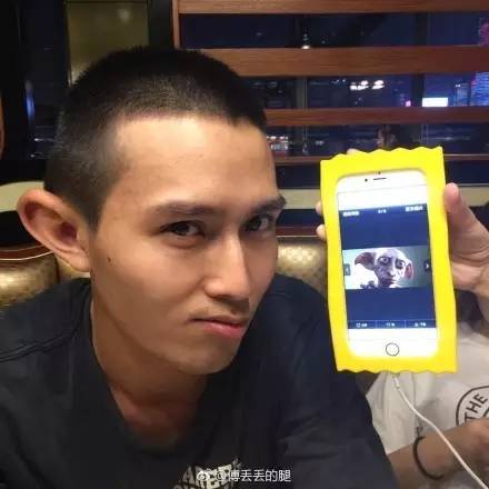 上亿次围观！昨晚，成都大学这个老师火到突破天际！网友开启的斗图模式更精彩…