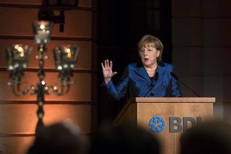 福布斯公布“2013女性权力榜” 彭丽媛上榜