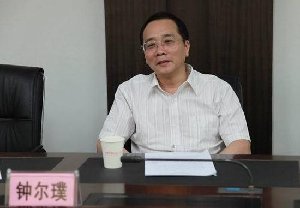 王立军案主审法官被免职 自称已到退休年龄