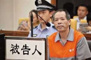 昨日，北京市二中院，原铁道部运输局副局长苏顺虎涉嫌受贿2400余万元受审。新华社发