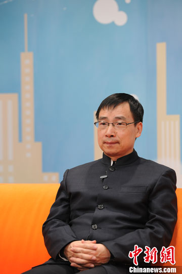 解读全会公报：政府要放权但不能当“甩手掌柜”