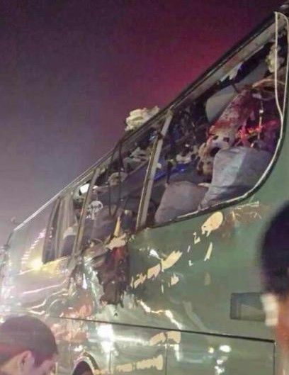 陕西一客车爆炸 已致2人死亡