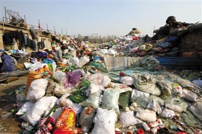 北京将清退大部分废品市场 拆违力度数量不减