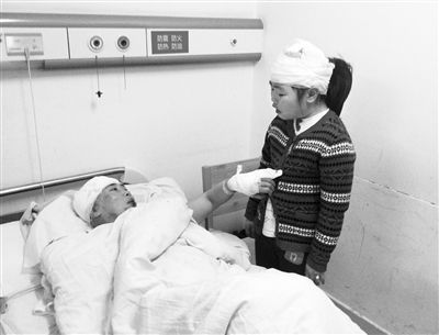 昨日，京东中美医院，饭店食客蒋女士和孩子均受伤。