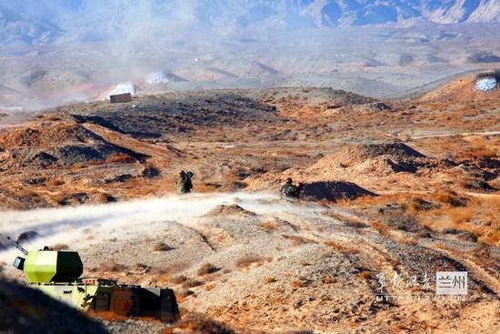 解放军多个军区高层调整 30余位将军亮相