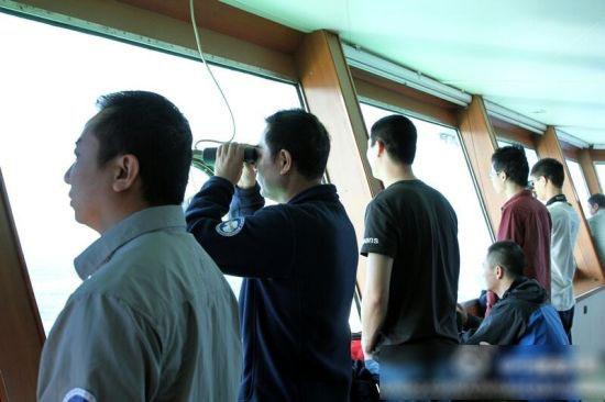 雪龙号已到达疑似MH370残骸海域核心区域(组图)