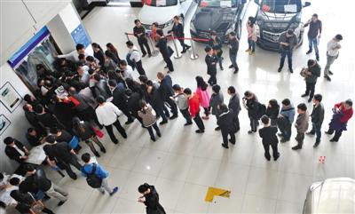 杭州今起限牌 官方辟谣后突然宣布被指失信