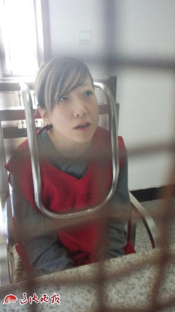 女子为侵吞财产和男友密谋杀死养父母