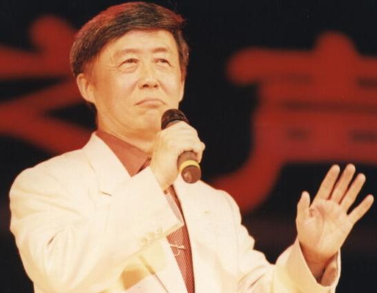 评书表演艺术家田连元遭连环车祸重伤 儿子身亡