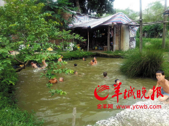 广东湛江农民自称朱元璋后人 自创