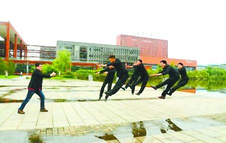 点击进入下一页