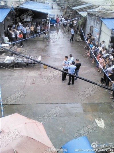 案发现场拉起警戒线。