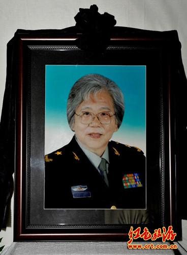 彭德怀侄女彭钢上月去世 曾被称“军中女包公”