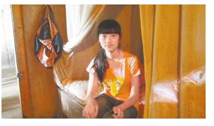 女孩8岁起独自照顾生病爷爷 高考606分被保送