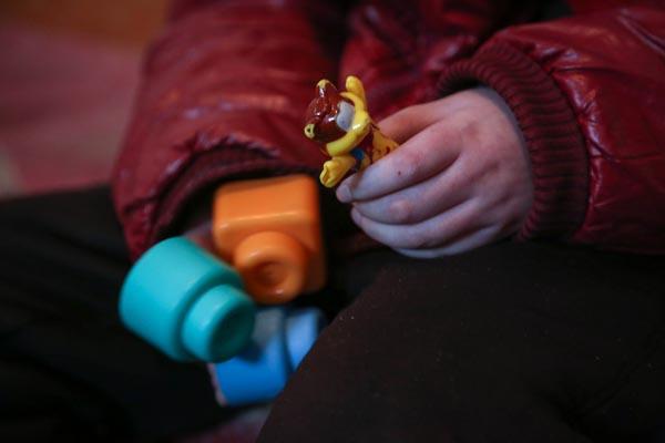 山东男童接种疫苗后瘫痪 政府补偿10万不准上访