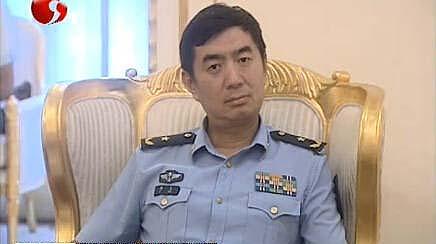 军队调整再现文职干部改现役并被授予少将案例