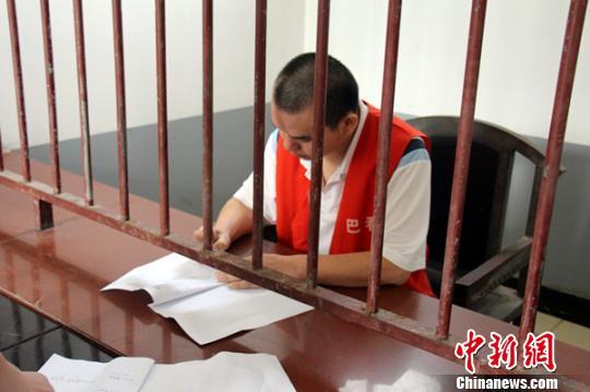 湖北一酒厂为牟利往白酒里添加“伟哥”