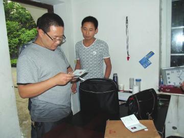 泳池救生员猥亵7岁女童 负责人称非正式上岗