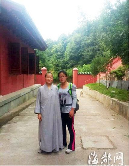 18岁少女骑行4千里到大学报到 路费全是打工所挣 