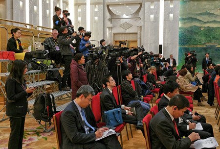 总理祝记者们节日快乐