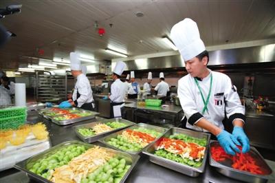 习近平夫妇今晚宴请APEC嘉宾 张艺谋执导演出