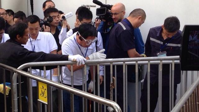 执达主任在大约10点20分左右，展开清场行动。