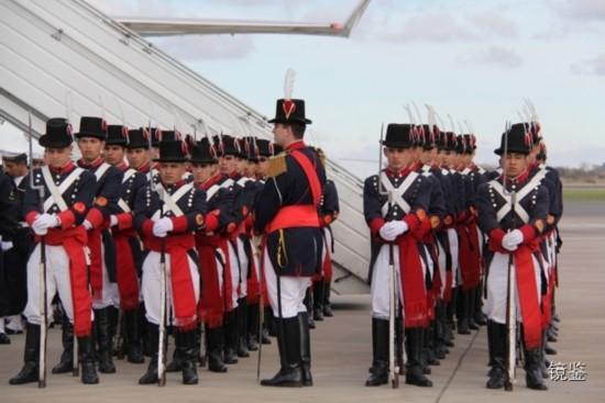 习近平出访拉美后当地人以说中文为时髦