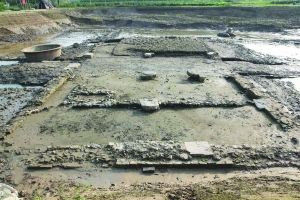 被深埋水下330多年