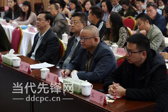 如何理解新时代新思想新征程 IMG448a5b5273e346002127436.jpg