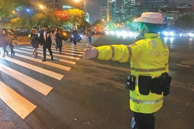 点击进入下一页