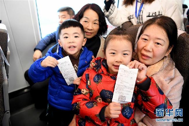 （经济）（3）京港高铁商合段、郑阜高铁开通运营