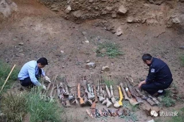 百城销枪保民安 天水公安在行动