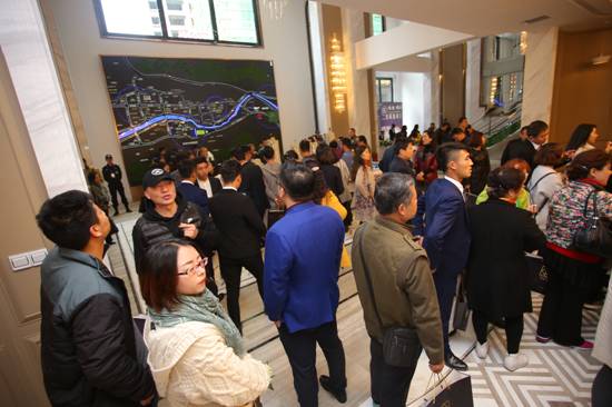 说明: F:\工作\2017.10\福迪瑞府\10.14\照片\IMG_7883.JPGIMG_7883