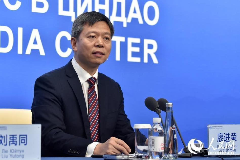 中国公安部国际合作局局长廖进荣