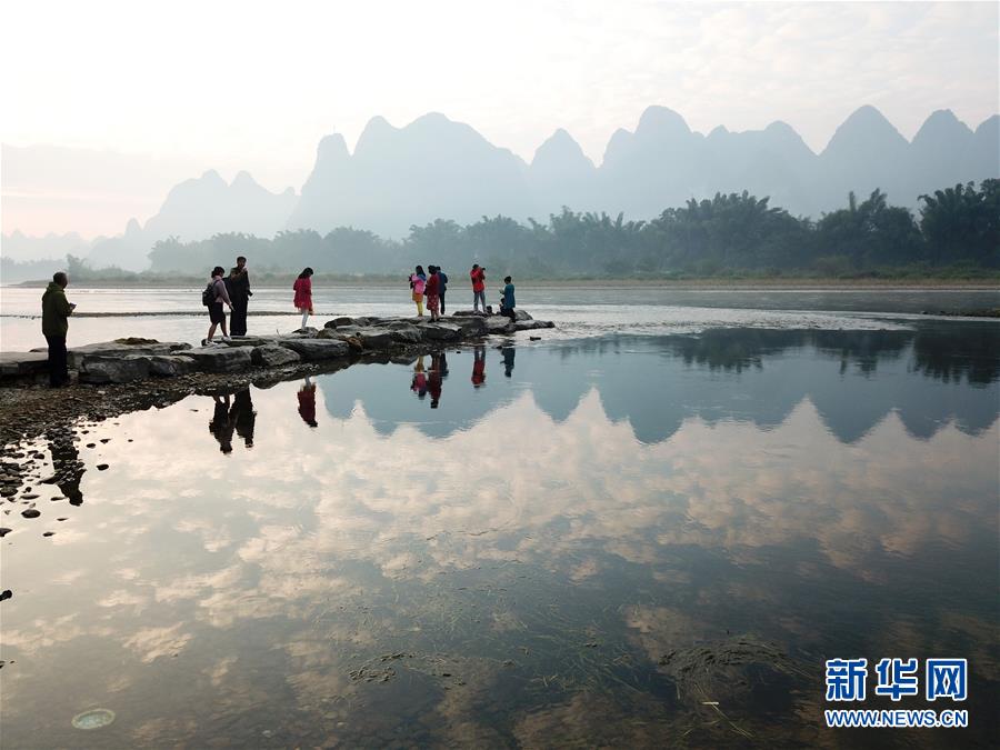 （新华全媒头条·图文互动）（13）八桂大地起春潮——以习近平同志为核心的党中央关心广西发展纪实
