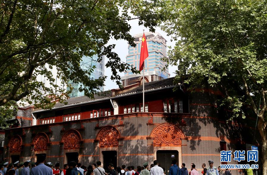 (强军思想引领新征程·图文互动)(1)习主席勉励我们坚守初心