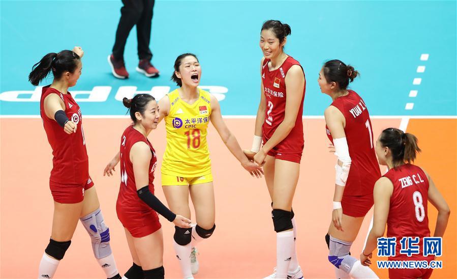 （体育）（2）排球——女排世界杯：中国队胜巴西队
