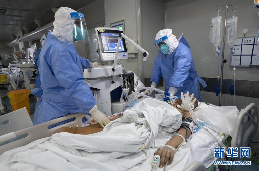 （新华全媒头条·图文互动）（8）生命至上，人民至上——武汉战“疫”重症患者救治工作纪实