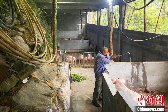 点击进入下一页