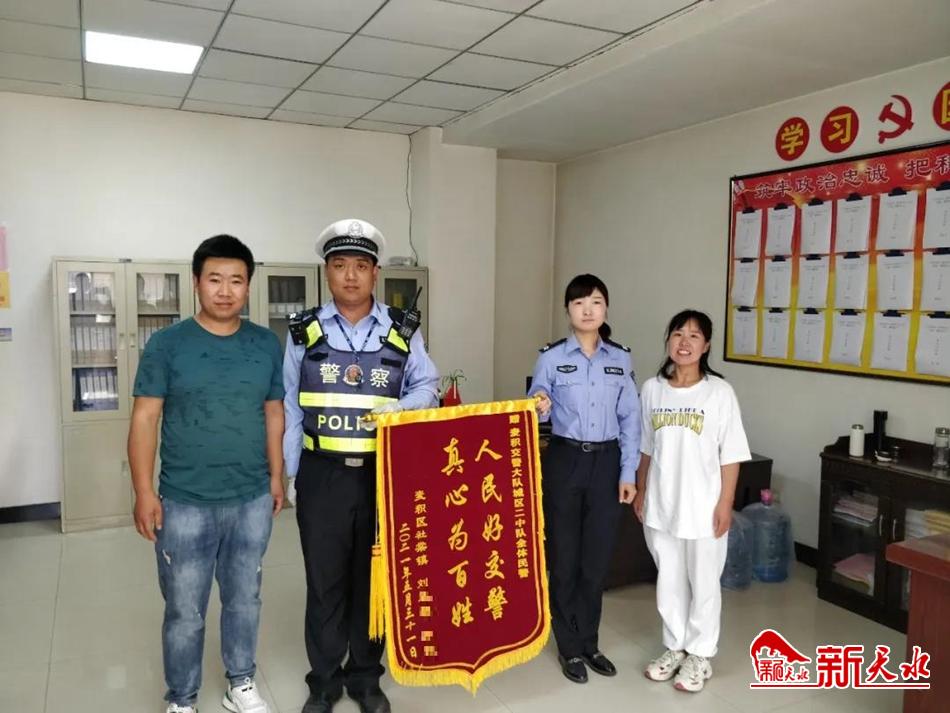 downloadjpg (70).jpg