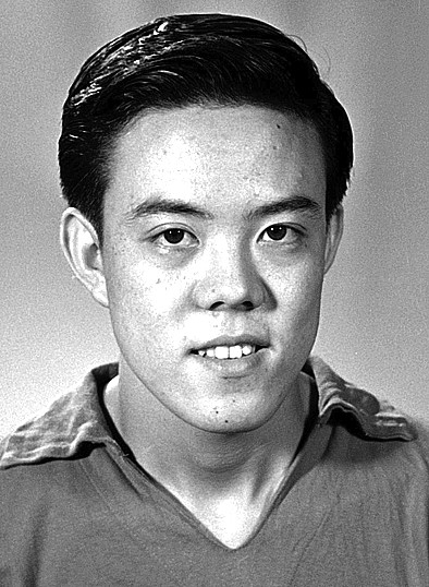 容国团：为中华体育拼搏