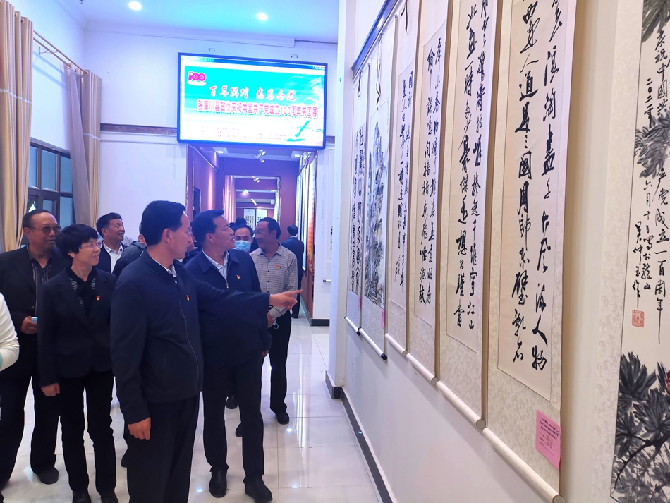 downloadjpg (42).jpg