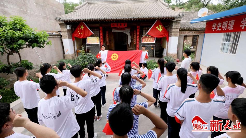 downloadjpg (18).jpg