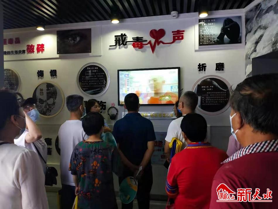 downloadjpg (23).jpg