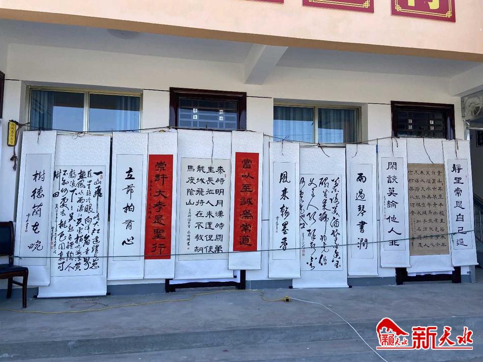 downloadjpg (15).jpg