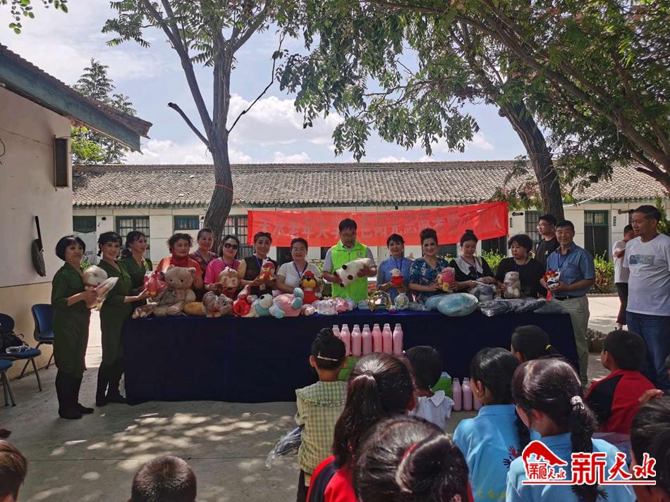 downloadjpg (17).jpg