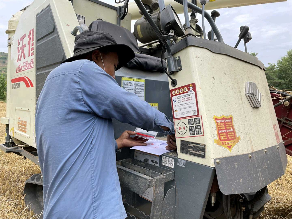 downloadjpg (35).jpg