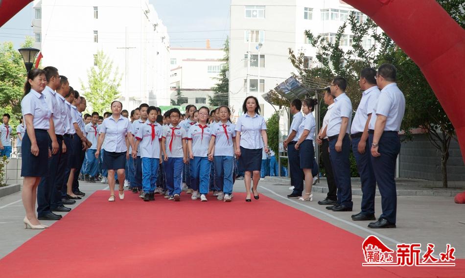 downloadjpg (14).jpg