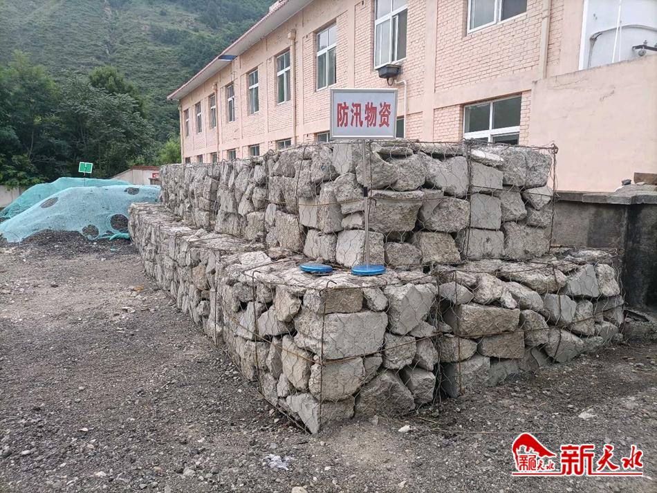 downloadjpg (45).jpg